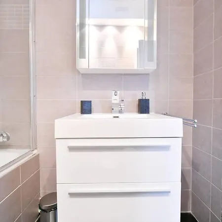 90 M2 ,gds Boulevard-opera, 2 Chbs Apartamento *